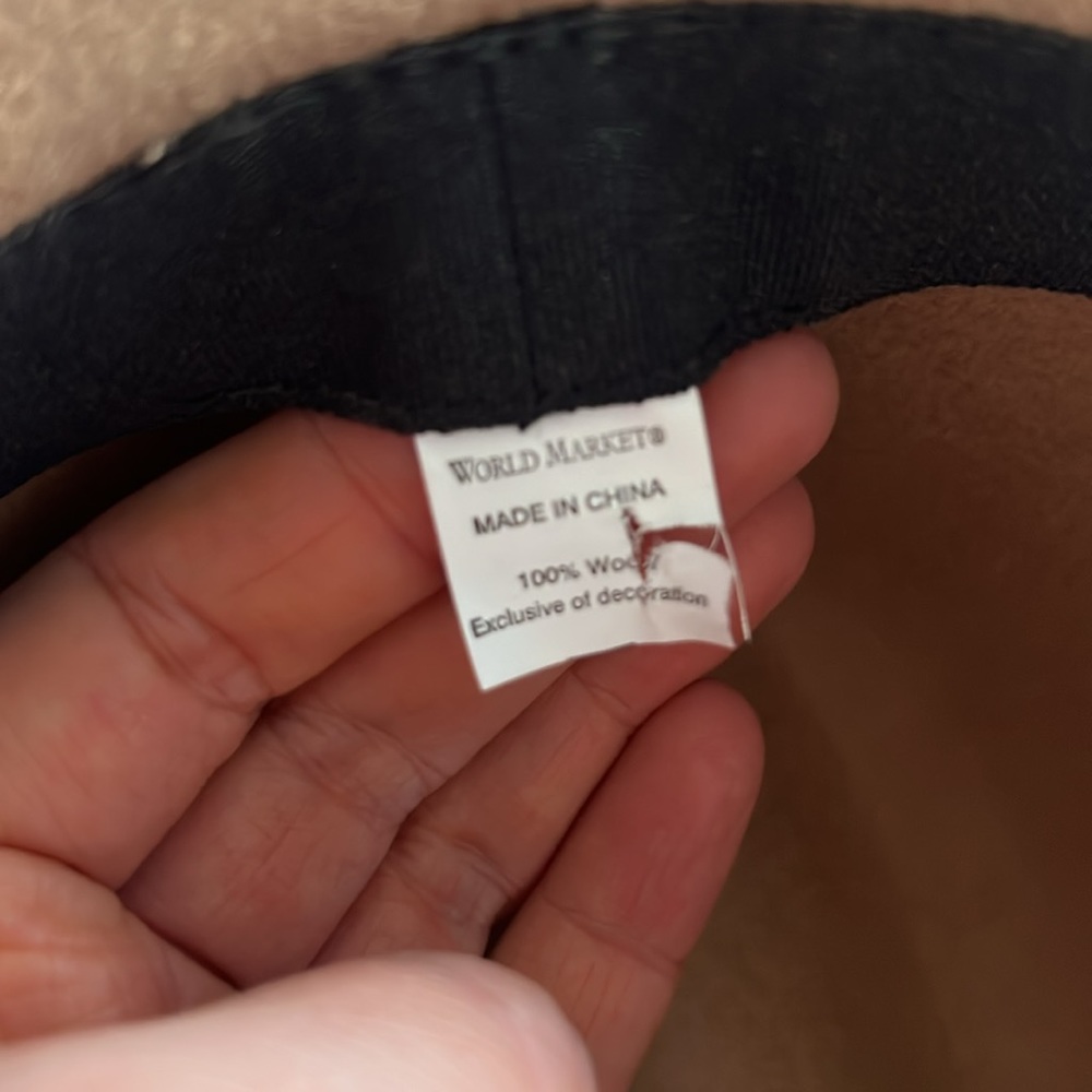 Wool Hat - Picture 2 of 5